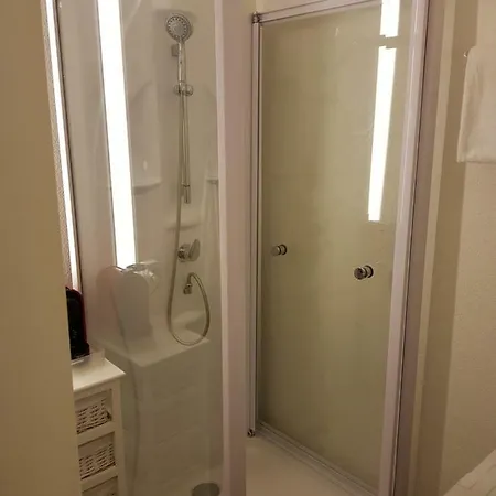 Doubleroom Close To In Citycenter *